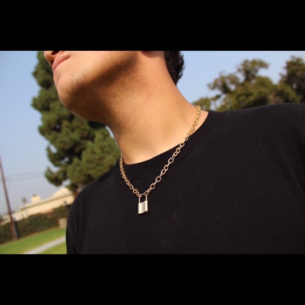 padlock necklaces <3